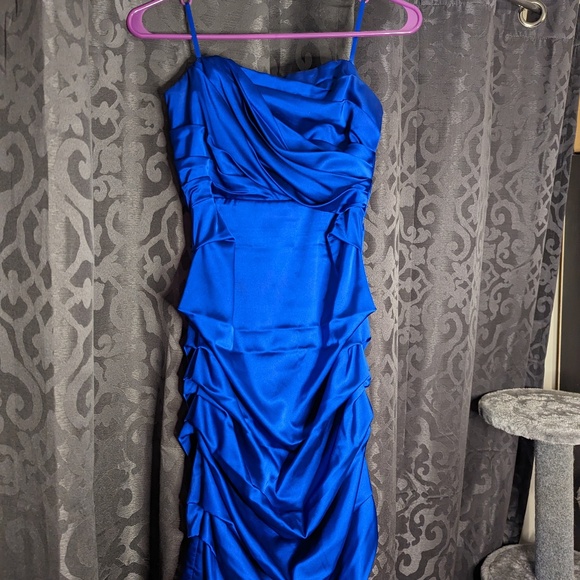 le chateau Royal Blue dress - Picture 1 of 1